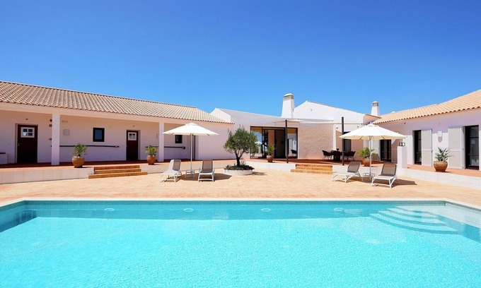 Vale de Parra Villa | Galé Luxury Villa in Algarve with Pool and Views