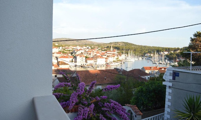 Milna (Brac) Apartment | Galicija apartment
