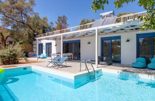 Mikros Gialos House | Galini Villas