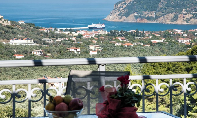 Skopelos Villa | GALLIS AMAZING VILLA SKOPELOS- ΜΟΝΑΧΙΚΗ ΦΑΝΤΑΣΤΙΚΗ ΒΙΛΛΑ ΜΕ ΘΕΑ ΘΑΛΑΣΣΑ!