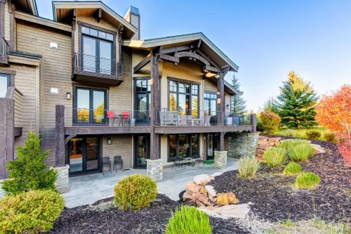 Park Meadows House | Gallivan Chalet