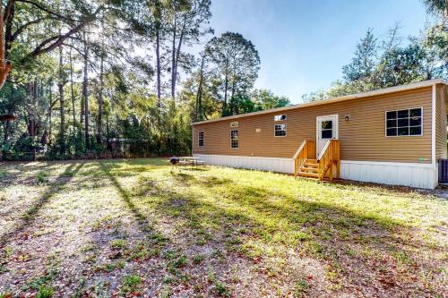 Williston House | Gallop Away