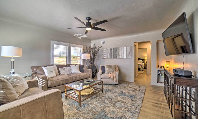 Old Southwest House | Game Room & Putting Green: Reno Home!
