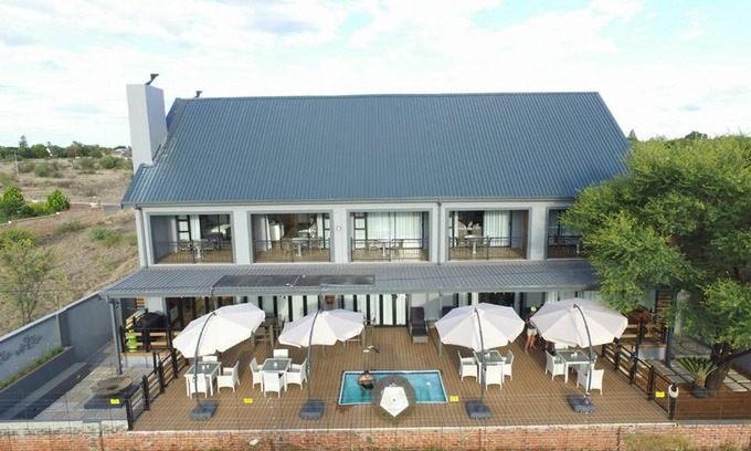 Vryburg House | Game View Lodge