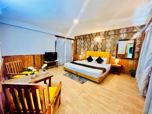Jamshedpur Hotel | Ganga Cottage ! 1,2,3 bedrooms cottage available near mall road manali