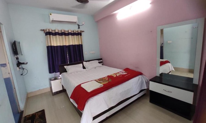 Diamond Harbour House | Gangasagar Das Guest House