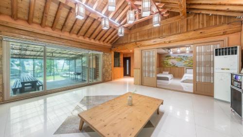 Ganghwa House | Ganghwa Gichayeohaeng Pension
