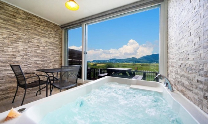 Ganghwa House | Ganghwa Joayo Spa Pension