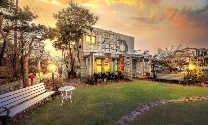 Ganghwa House | Ganghwa Vintage Box Pension