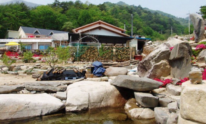 Gangneung House | Gangneung Sanyacheon Pension