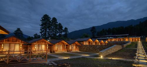 Phobjikha Valley Hotel | Gangtey Pinewood Resort