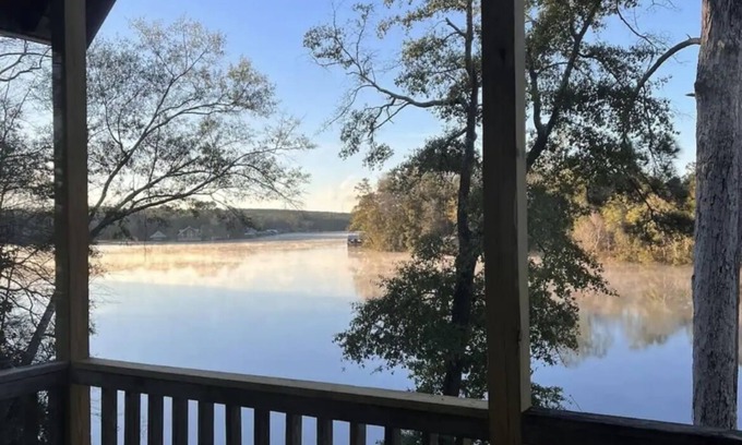 Andalusia House | Gantt Lake’s Frayed Knot Lake House w/private boat ramp on a cozy cove!