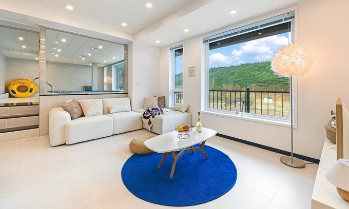 Gapyeong House | Gapyeong Haneul Sanchaek Poolvilla Pensi