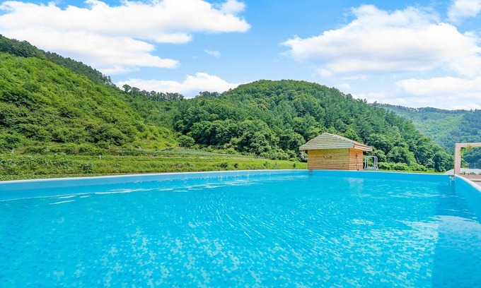 Buk House | Gapyeong Iluglamping