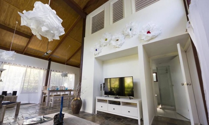 Mudgeeraba House | Garasu Lodge