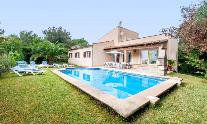 Crestatx Villa | Garballó - Four Bedroom Villa, Sleeps 8