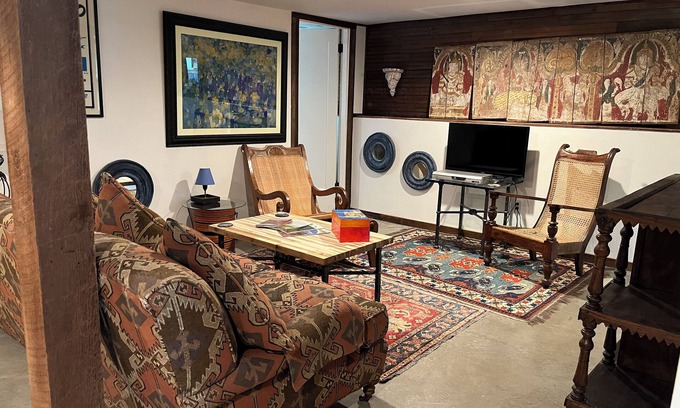 Mississippi District House | Garden Apartment in Hip Mississippi Neighborhood