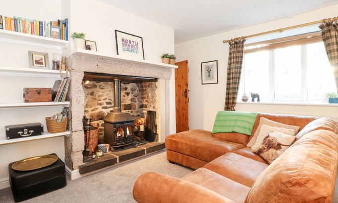 Chathill Cottage | GARDEN COTTAGE, pet friendly, character holiday cottage in Beadnell