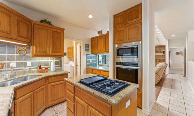 Wetmore House | Garden Grove Summary: