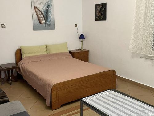 Kozani Apartment | Garden House