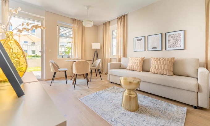 Krems an der Donau Apartment | Garden.Suite am Steinertor