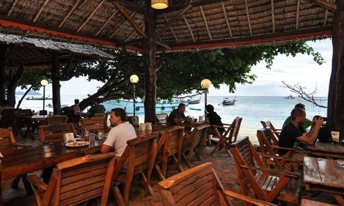 Ko Phi Phi House | Garden View bungalow - 20 steps to beach2