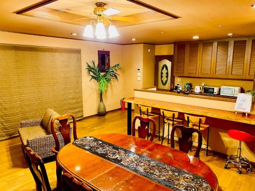 Fujiyoshida House | Garden Villa