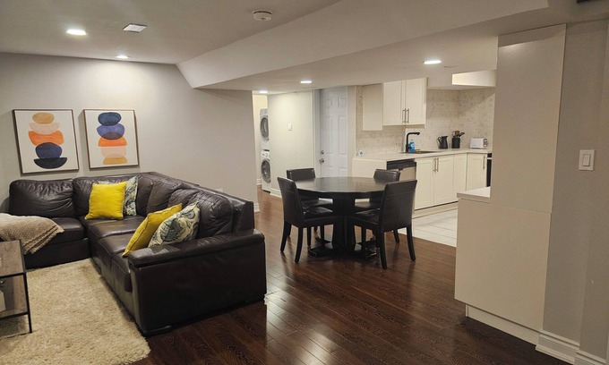 Hurontario House | GARDENS CIRCLE