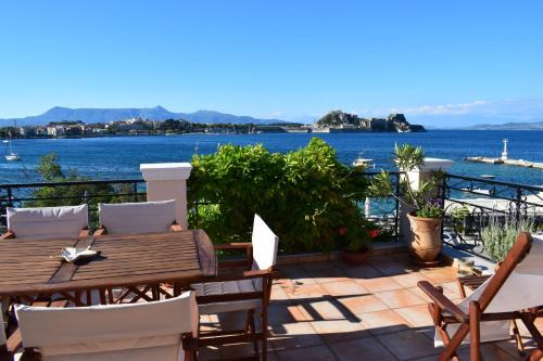 Corfu Town Apartment | Garitsa Bay Apartment