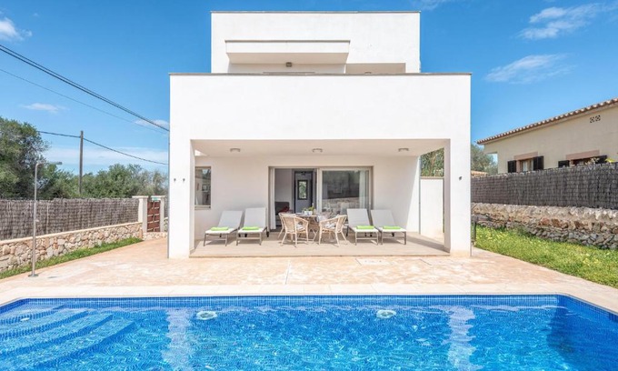 Cala Llombards Villa | Garlanda 1