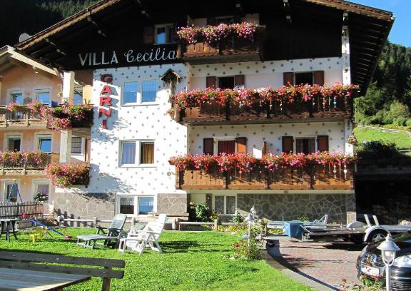 Fontanazzo Bed & Breakfast | Garnì Villa Cecilia