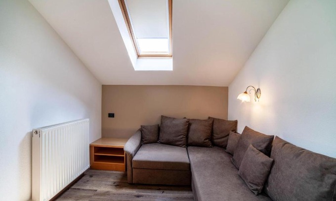 Merano Apartment | Garni Sirmian Ferienwohnung A