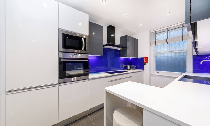 London City Centre Apartment | Garrick Mansions by Aeria Apartments
