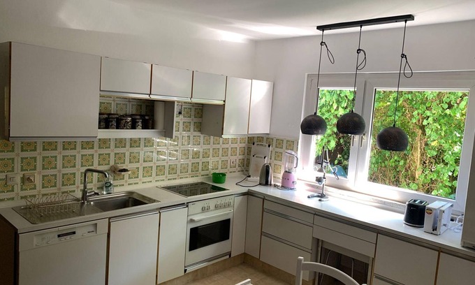 Woergl Apartment | Gartenparadies Inmitten Wörgl - Ferienhaus, Badewanne, 4 Oder Mehr Schlafräume