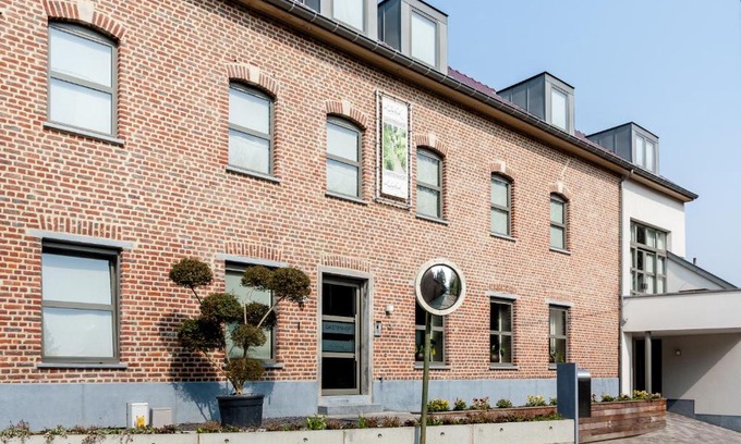 Onze-Lieve-Vrouw-Lombeek Hotel | Gastenhof Ter Lombeek
