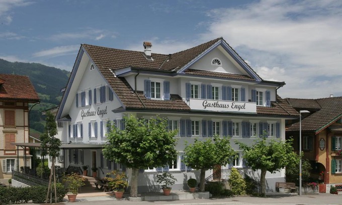 Sachseln Hotel | Gasthaus Engel