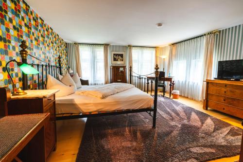 Burbach Hotel | Gasthaus Fiester Hannes