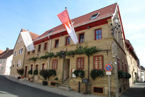 Roedelsee Hotel | Gasthaus Winzerstube & Hotel