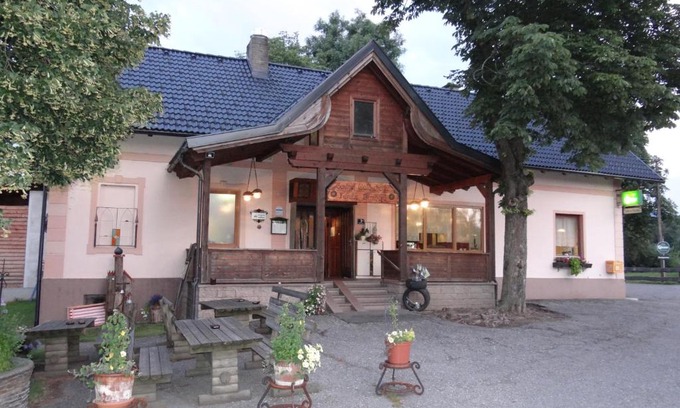 Zeltweg Hotel | Gasthaus zur Waldschenke