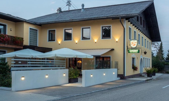 Bad Wimsbach-Neydharting Hotel | Gasthof Dickinger
