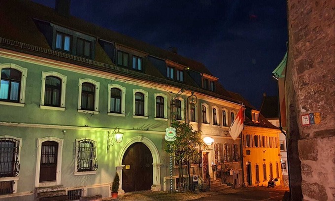 Dettelbach Hotel | Gasthof Grüner Baum