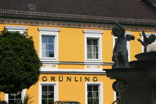 Wallsee House | Gasthof Grünling