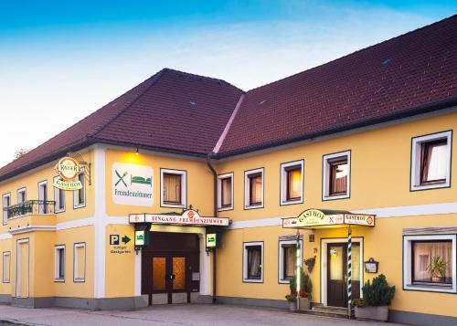 Hoersching Hotel | Gasthof Mandorfer
