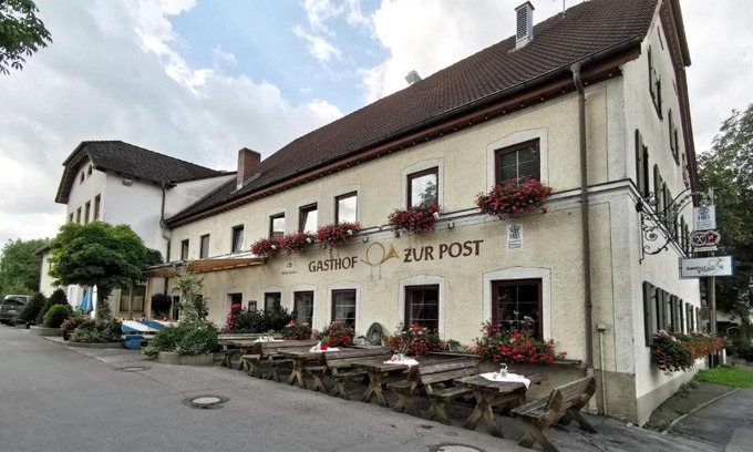 Raisting Hotel | Gasthof zur Post
