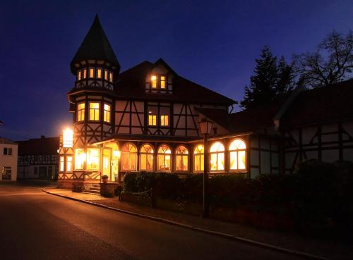 Tabarz Hotel | Gaststätte und Pension Felsenthal
