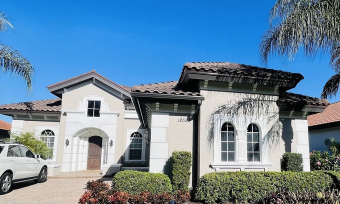 Grandezza House | Gated Community Executive Home with Pool and Hot Tub! Private Golf, Tennis CC