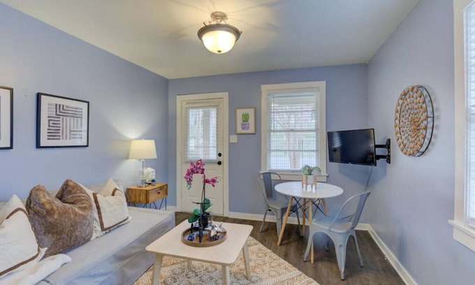 Midtown Apartment | Gated Midtown Cottage with Perfect Location!