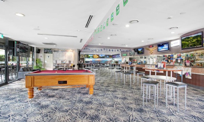 Gateshead Hotel | Gateshead Tavern & Motel