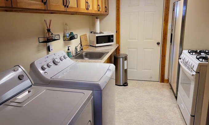Crawford Apartment | Gateways to Transformation Retreat Center Bed and Breakfast Apartment