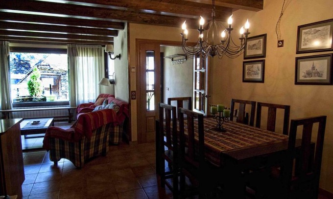 Bossost Apartment | Gauach